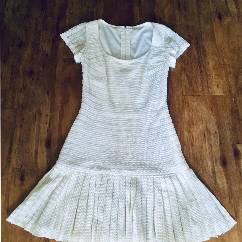 Tadashi Shoji Mini dress